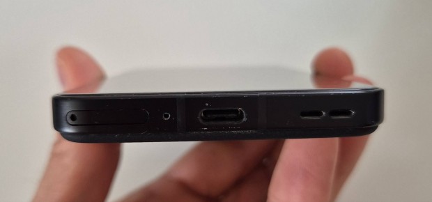 Asus Zenfone 10 fekete 256/8 Gb [Asus_AI2302]
